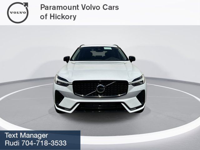 2025 Volvo XC60 Plug-In Hybrid Core