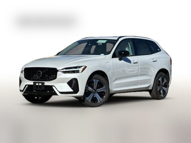 2025 Volvo XC60 Plug-In Hybrid Core