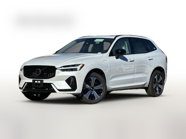 2025 Volvo XC60 Plug-In Hybrid Core