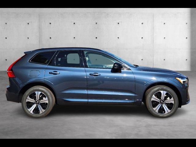 2025 Volvo XC60 Plug-In Hybrid Core