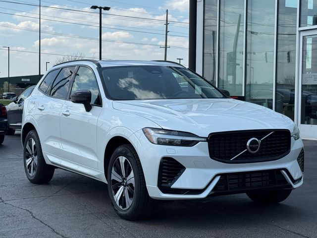 2025 Volvo XC60 Plug-In Hybrid Core
