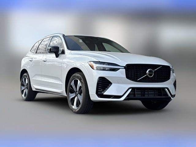 2025 Volvo XC60 Plug-In Hybrid Core