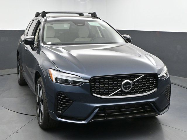 2025 Volvo XC60 Plug-In Hybrid Plus