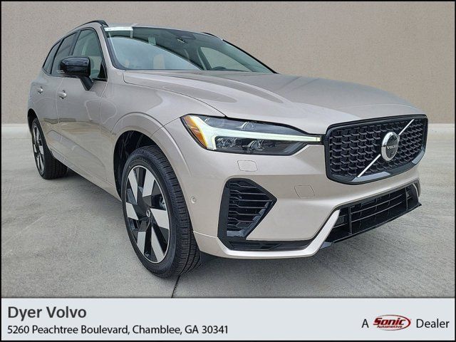 2025 Volvo XC60 Plug-In Hybrid Plus