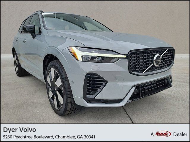 2025 Volvo XC60 Plug-In Hybrid Plus