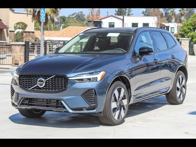 2025 Volvo XC60 Plug-In Hybrid Plus