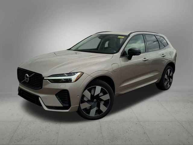 2025 Volvo XC60 Plug-In Hybrid Plus