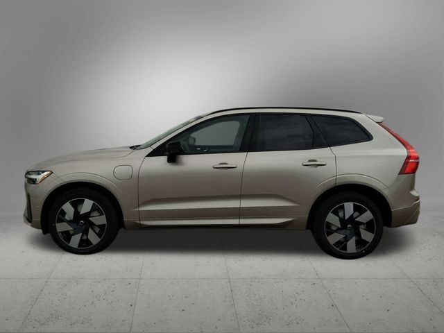 2025 Volvo XC60 Plug-In Hybrid Plus