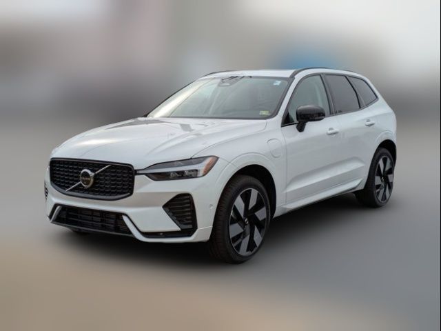 2025 Volvo XC60 Plug-In Hybrid Plus