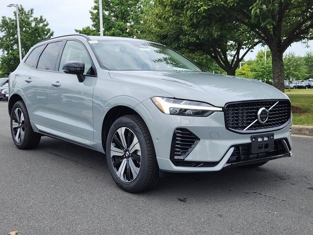 2025 Volvo XC60 Plug-In Hybrid Plus