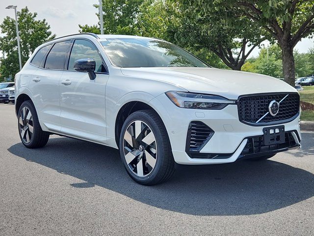 2025 Volvo XC60 Plug-In Hybrid Plus