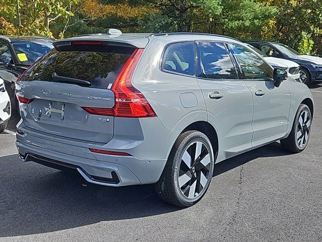 2025 Volvo XC60 Plug-In Hybrid Plus