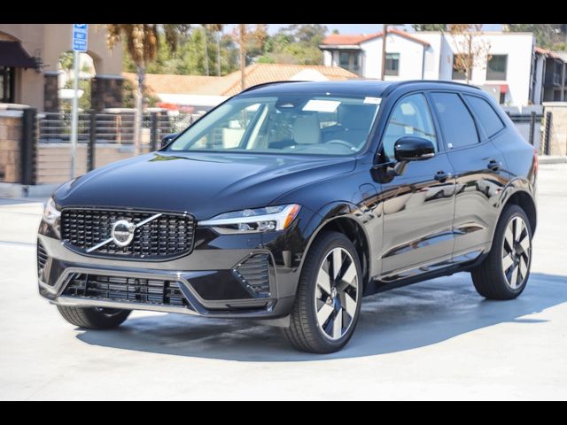 2025 Volvo XC60 Plug-In Hybrid Plus