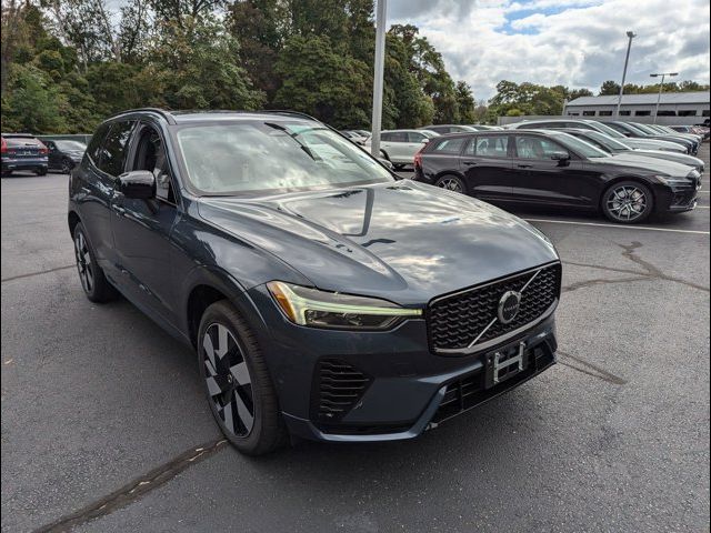 2025 Volvo XC60 Plug-In Hybrid Plus