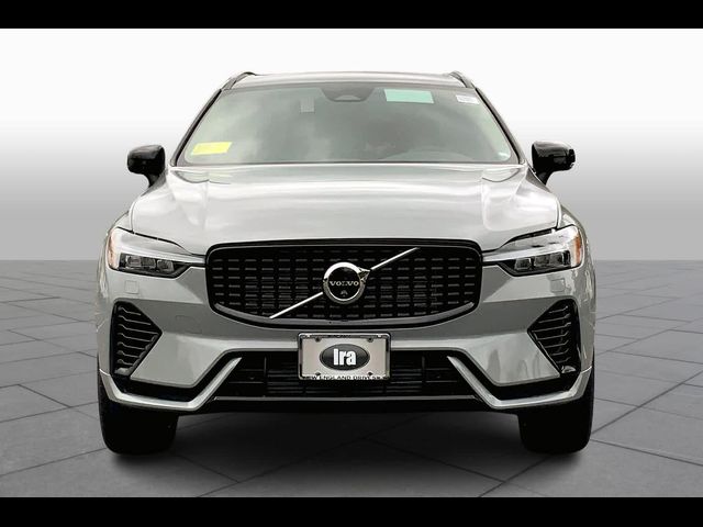 2025 Volvo XC60 Plug-In Hybrid Plus