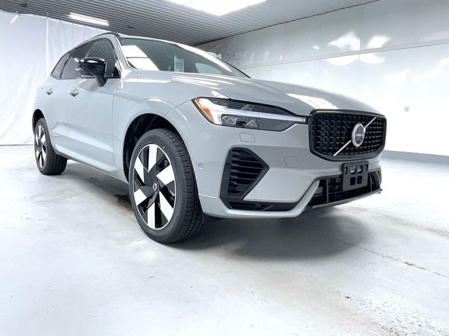 2025 Volvo XC60 Plug-In Hybrid Plus