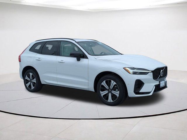 2025 Volvo XC60 Plug-In Hybrid Plus