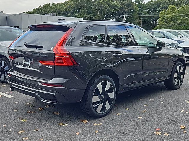 2025 Volvo XC60 Plug-In Hybrid Plus