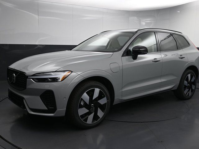 2025 Volvo XC60 Plug-In Hybrid Plus