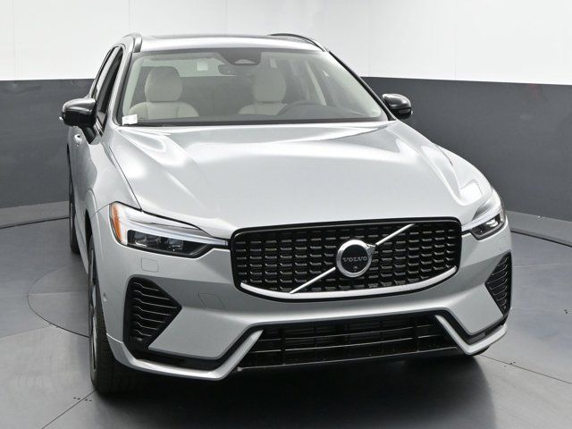 2025 Volvo XC60 Plug-In Hybrid Plus