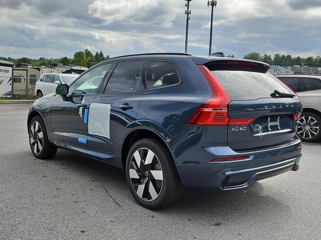 2025 Volvo XC60 Plug-In Hybrid Plus