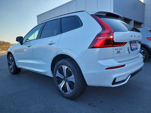 2025 Volvo XC60 Plug-In Hybrid Plus