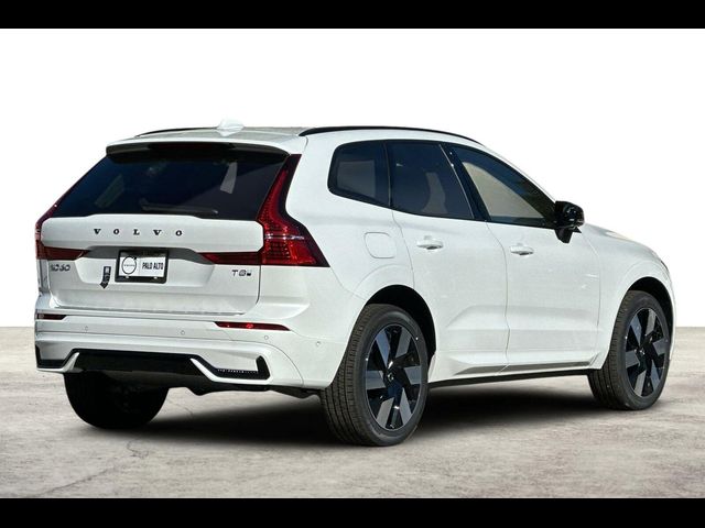 2025 Volvo XC60 Plug-In Hybrid Plus