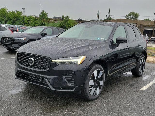 2025 Volvo XC60 Plug-In Hybrid Plus