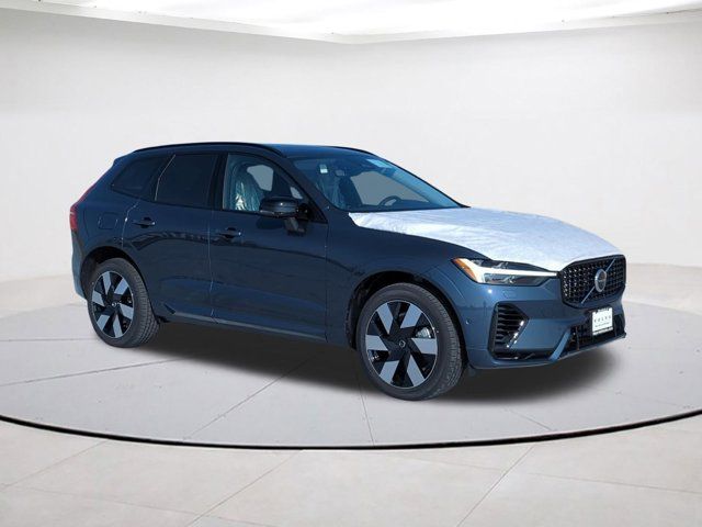 2025 Volvo XC60 Plug-In Hybrid Plus