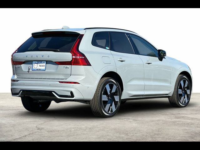 2025 Volvo XC60 Plug-In Hybrid Plus