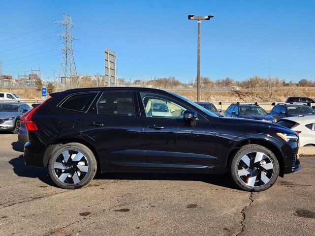 2025 Volvo XC60 Plug-In Hybrid Plus