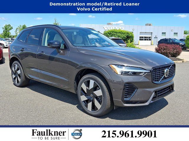 2025 Volvo XC60 Plug-In Hybrid Plus