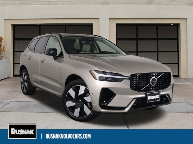 2025 Volvo XC60 Plug-In Hybrid Plus