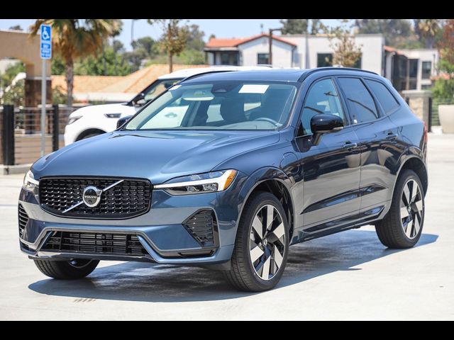 2025 Volvo XC60 Plug-In Hybrid Plus