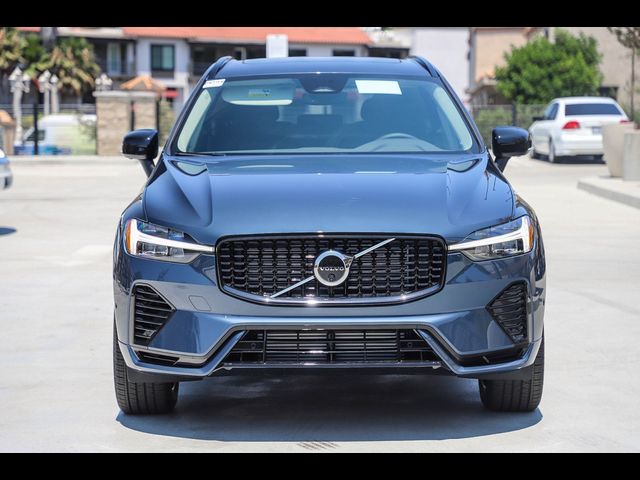 2025 Volvo XC60 Plug-In Hybrid Plus