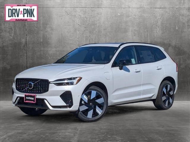 2025 Volvo XC60 Plug-In Hybrid Plus