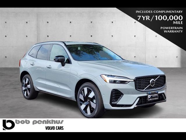 2025 Volvo XC60 Plug-In Hybrid Plus