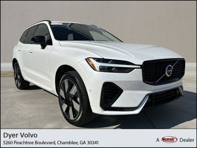 2025 Volvo XC60 Plug-In Hybrid Plus