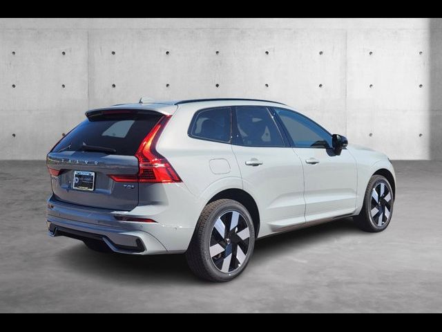 2025 Volvo XC60 Plug-In Hybrid Plus