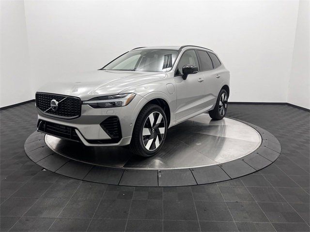 2025 Volvo XC60 Plug-In Hybrid Plus