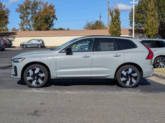 2025 Volvo XC60 Plug-In Hybrid Plus