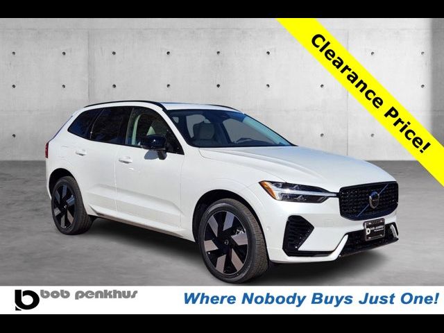 2025 Volvo XC60 Plug-In Hybrid Plus