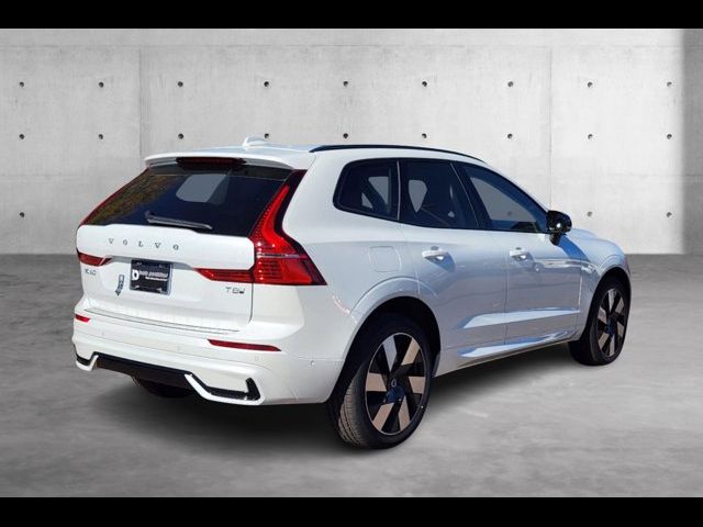 2025 Volvo XC60 Plug-In Hybrid Plus