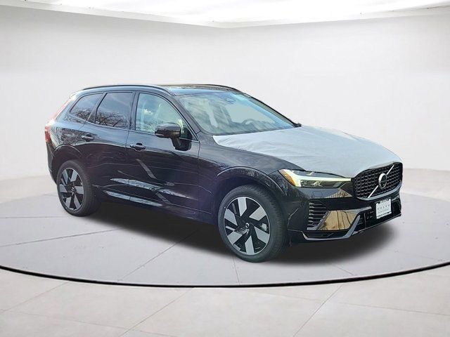 2025 Volvo XC60 Plug-In Hybrid Plus