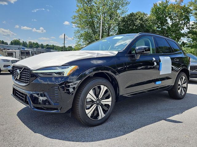 2025 Volvo XC60 Plug-In Hybrid Plus