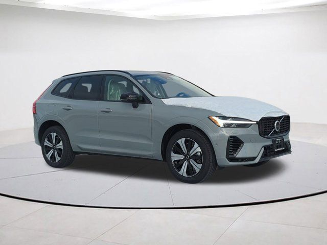 2025 Volvo XC60 Plug-In Hybrid Plus