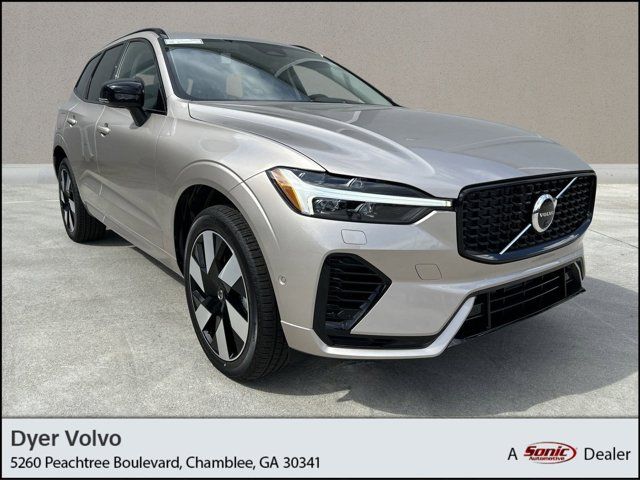 2025 Volvo XC60 Plug-In Hybrid Plus