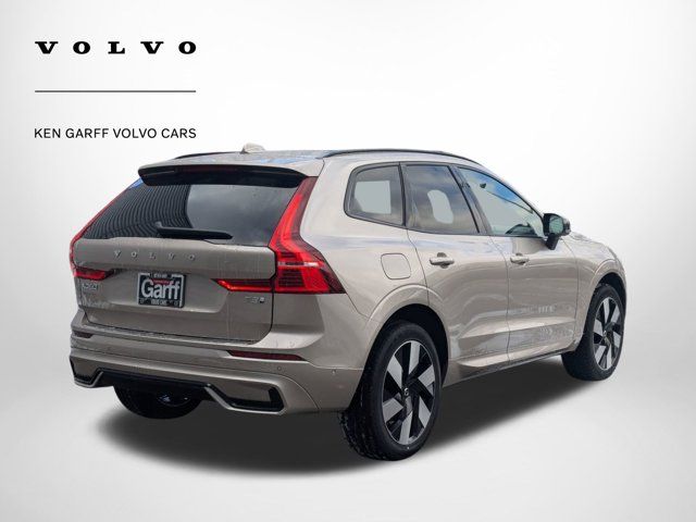 2025 Volvo XC60 Plug-In Hybrid Plus