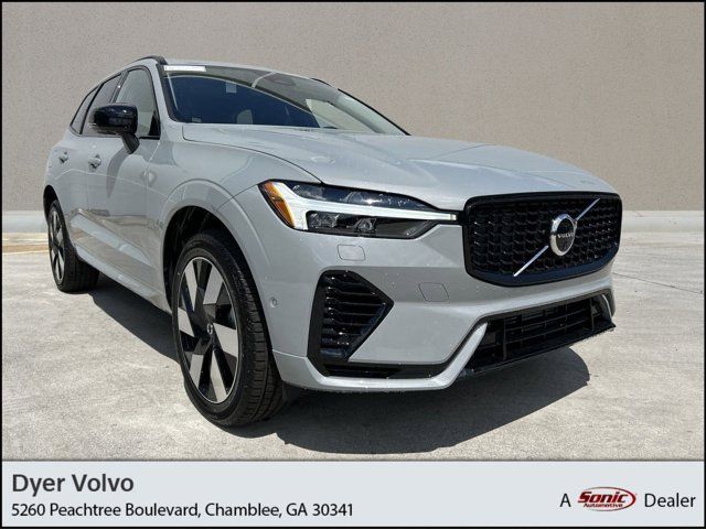 2025 Volvo XC60 Plug-In Hybrid Plus