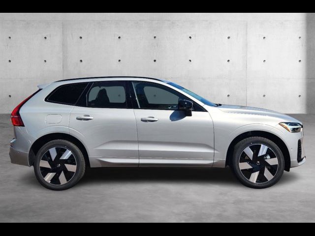 2025 Volvo XC60 Plug-In Hybrid Plus